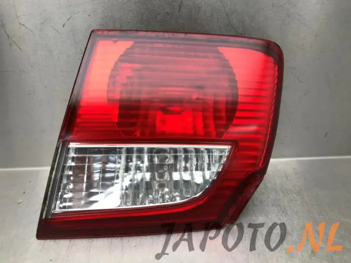 Luz trasera derecha Mazda 626