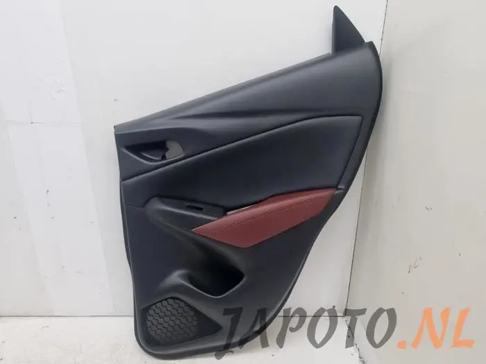 Tapizado de puerta de 4 puertas derecha detrás Mazda CX-3