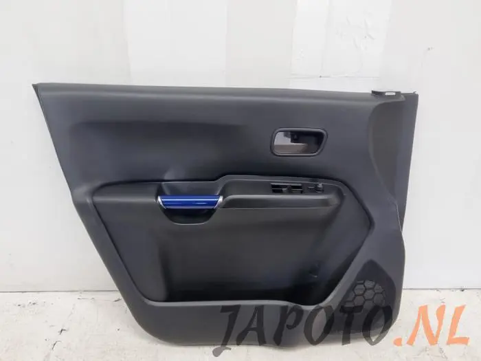 Tapizado de puerta de 4 puertas izquierda delante Suzuki Ignis