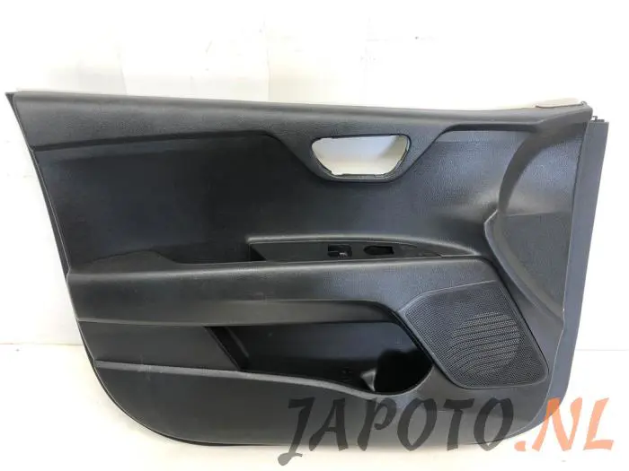 Tapizado de puerta de 4 puertas izquierda delante Kia Stonic