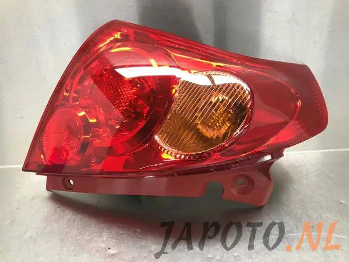 Luz trasera izquierda Suzuki Swift