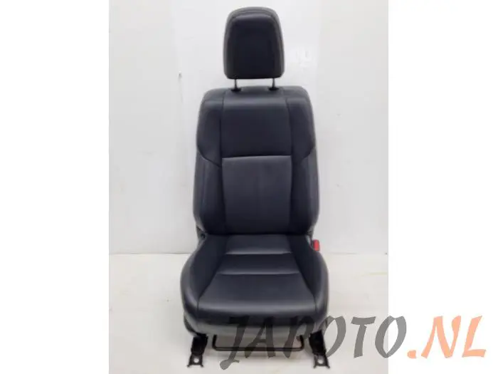 Asiento derecha Toyota Rav-4