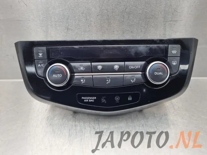 Panel de control de calefacción Nissan Qashqai+2