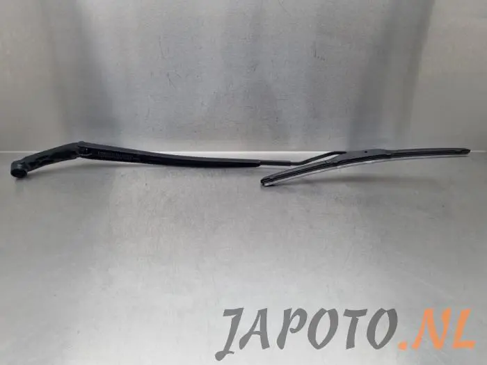 Brazo delantero de limpiaparabrisas Toyota Rav-4