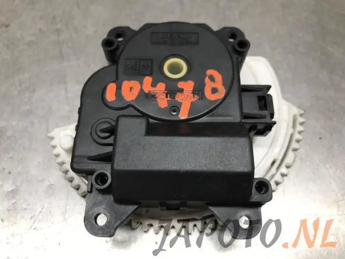 Motor de válvula de calefactor Toyota Rav-4