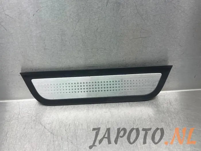 Placa del desgaste del travesaño de la puerta derecha Hyundai Ioniq