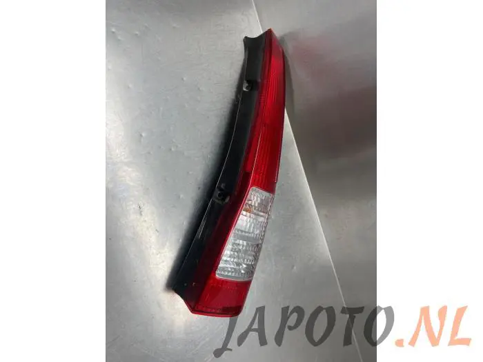 Luz trasera derecha Daihatsu Cuore