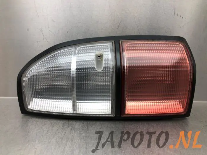 Luz trasera derecha Toyota Landcruiser