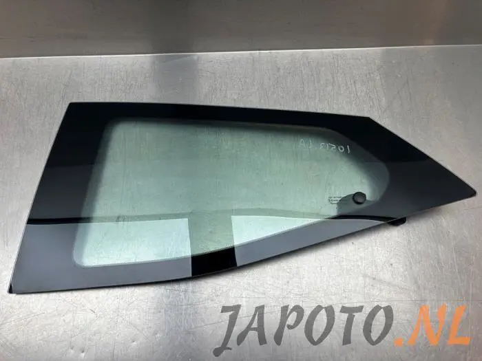 Ventanilla de puerta de 4 puertas izquierda detrás Toyota Aygo