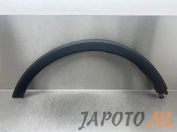 Extensor de guardabarros Suzuki Ignis