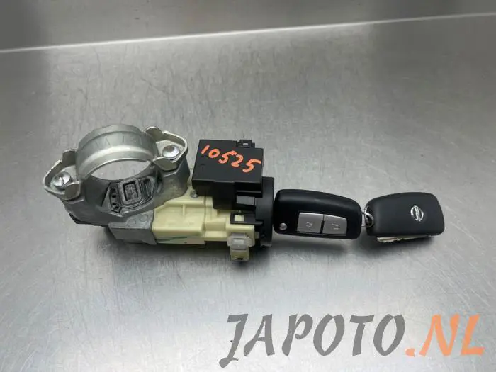 Cerradura de contacto y llave Nissan Qashqai+2