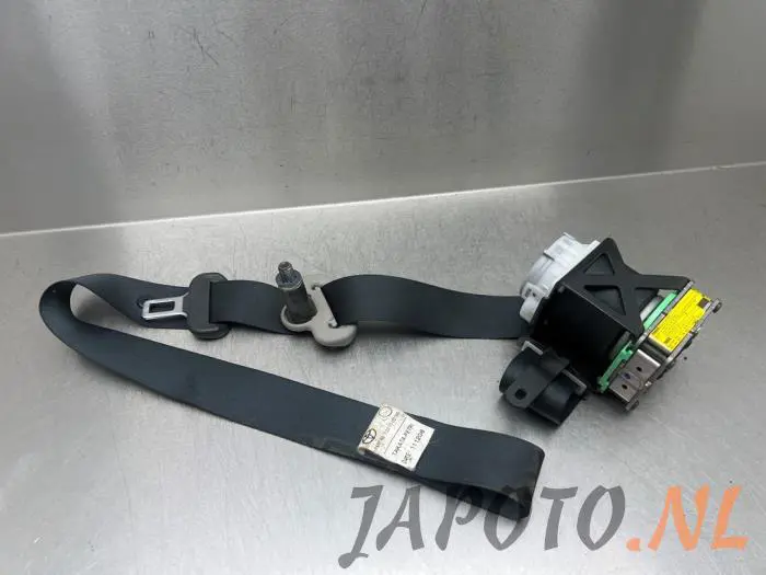 Cinturón de seguridad derecha delante Toyota Yaris