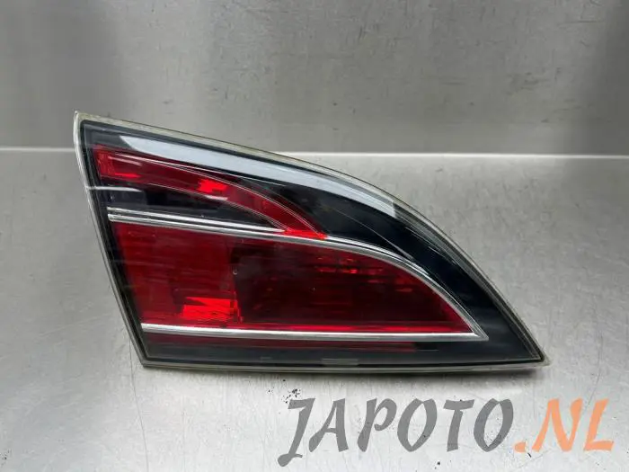 Luz trasera izquierda Mazda 6.