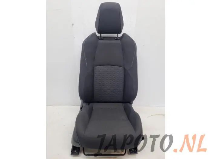 Asiento derecha Toyota Corolla