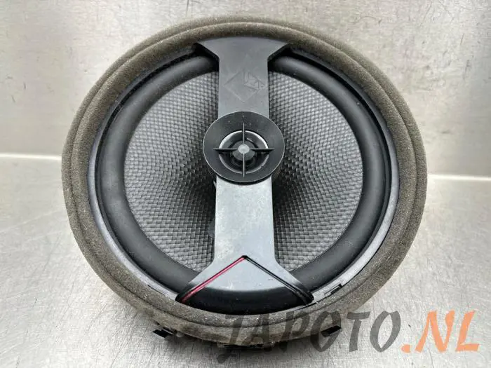 Altavoz Mitsubishi Outlander