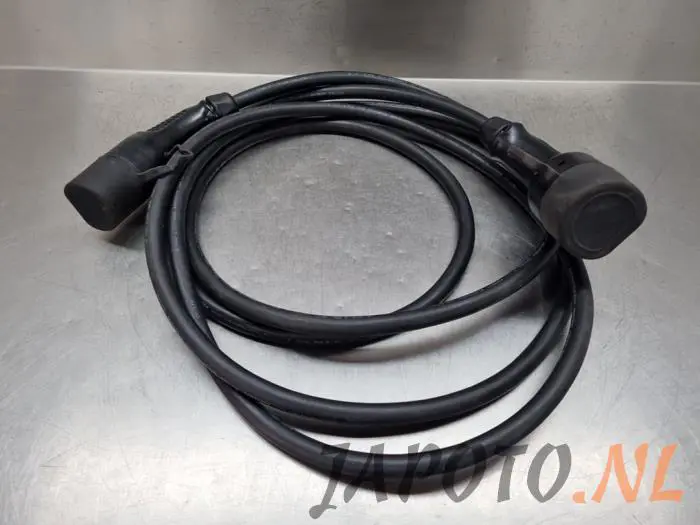 Cable de carga vehículo híbrido Hyundai Kona