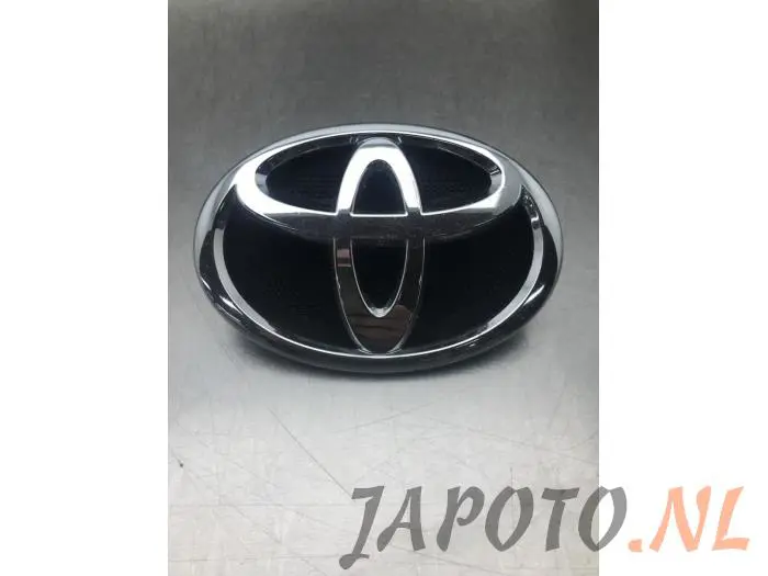 Emblema Toyota Avensis