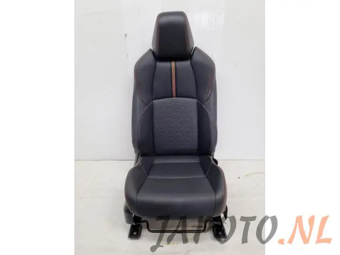 Asiento derecha Toyota Rav-4