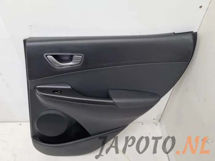 Tapizado de puerta de 4 puertas derecha detrás Hyundai Kona