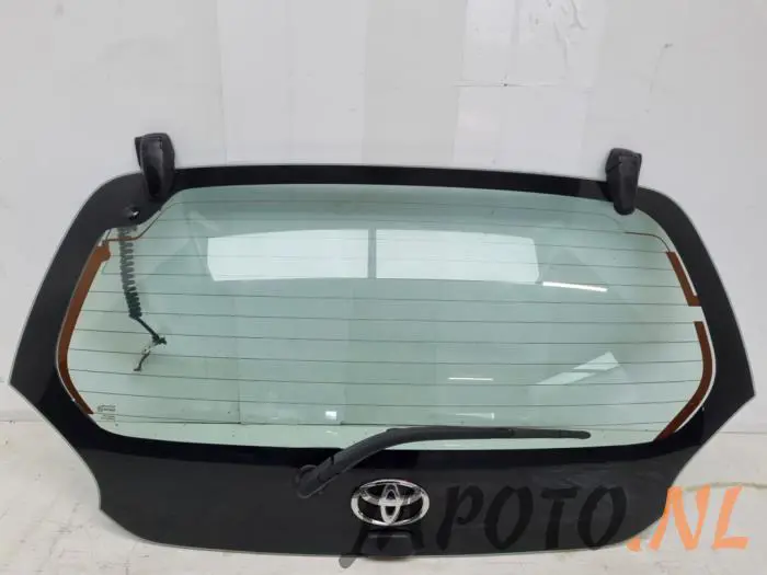 Portón trasero Toyota Aygo