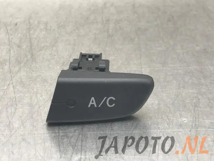 Interruptor aire acondicionado Toyota Aygo