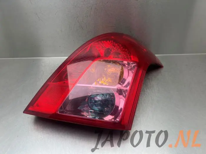 Luz trasera derecha Suzuki Swift