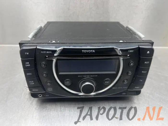 Reproductor de CD y radio Toyota Hilux