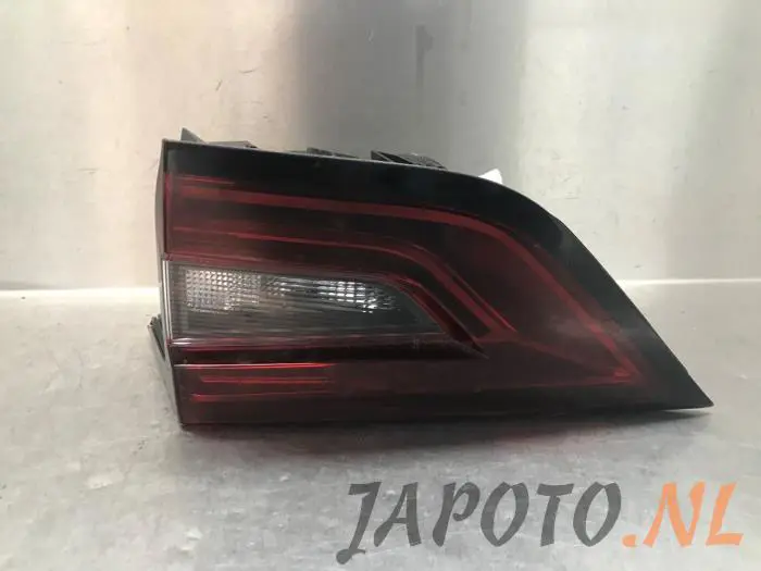 Luz trasera derecha Nissan Juke