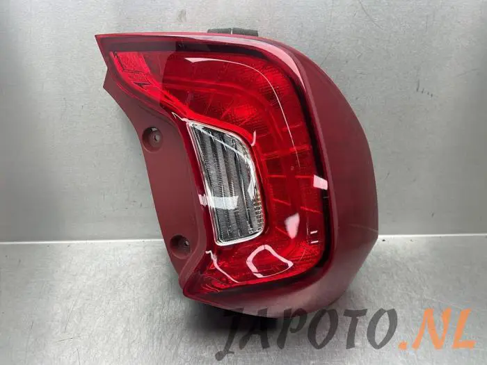 Luz trasera izquierda Kia Picanto