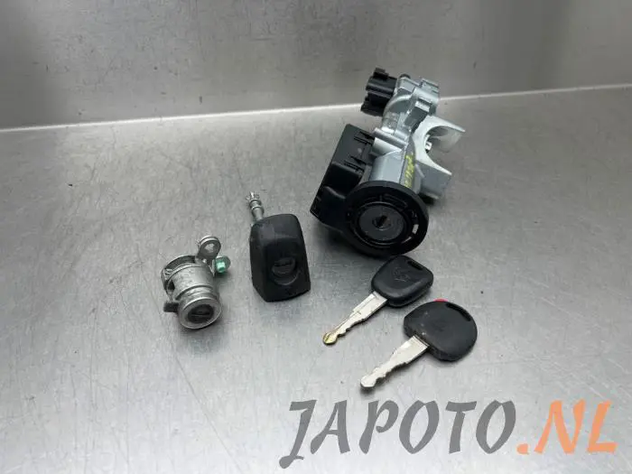 Cerradura de contacto y llave Suzuki Swift