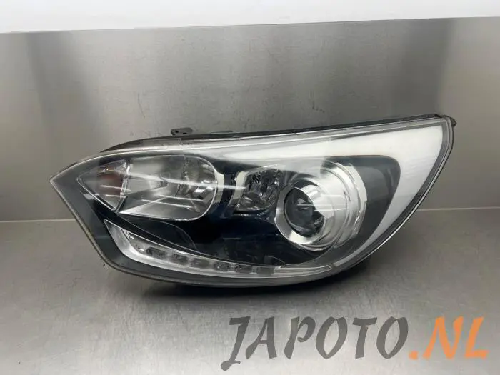 Faro izquierda Kia Rio