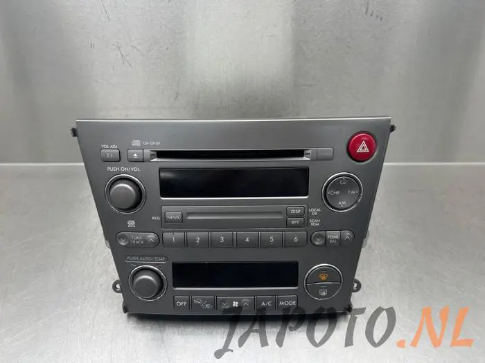 Reproductor de CD y radio Subaru Legacy