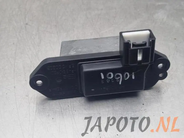 Resistencia de calefactor Mazda 3.