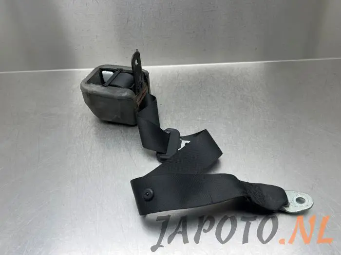 Cinturón de seguridad izquierda detrás Toyota Auris