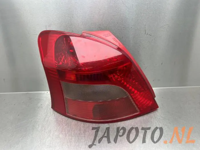 Luz trasera izquierda Toyota Yaris