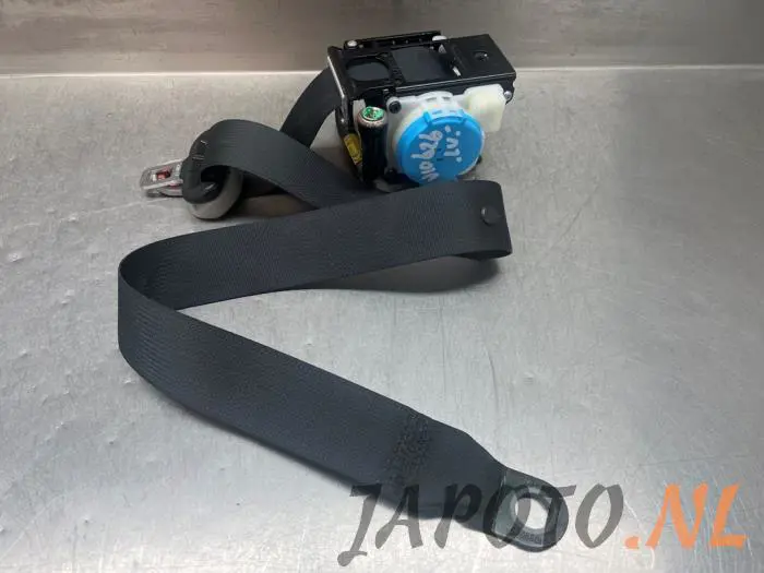 Cinturón de seguridad izquierda delante Suzuki Swift