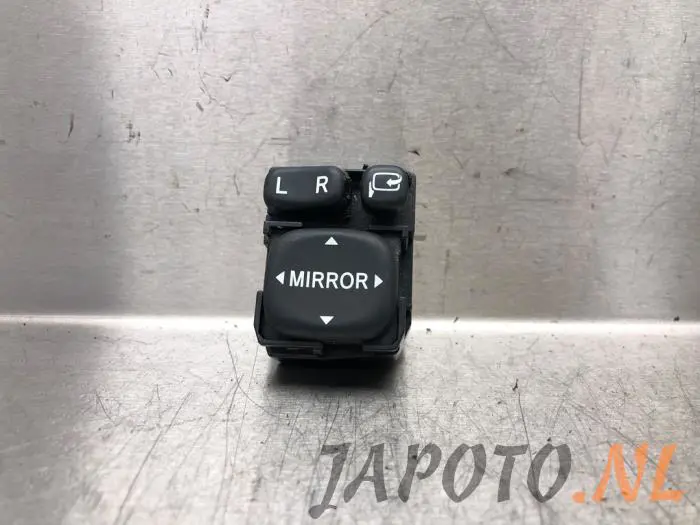 Interruptor de retrovisor Toyota Prius Plus