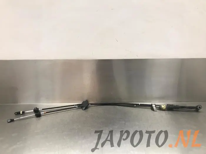 Cable de cambio de caja de cambios Mazda 3.