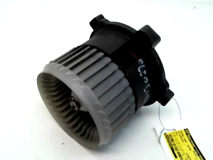 Motor de ventilador de calefactor Mitsubishi Colt