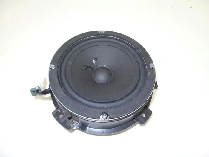 Altavoz Hyundai Matrix