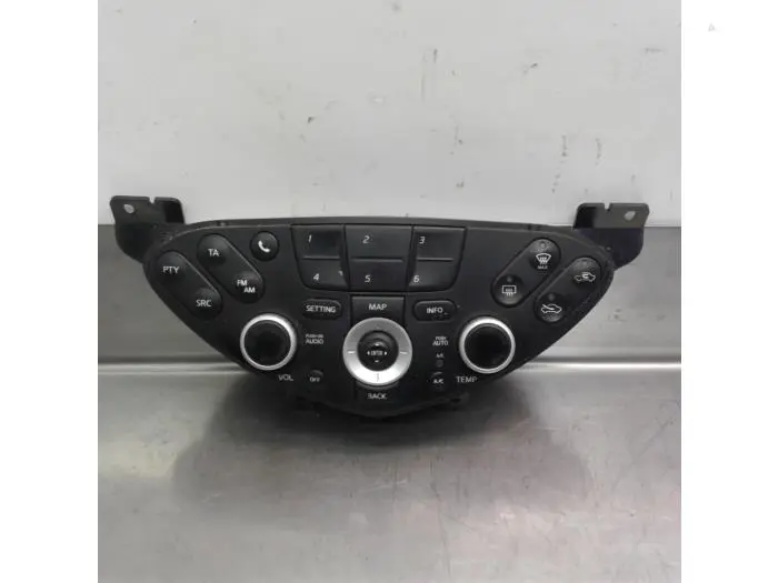 Panel de control de calefacción Nissan Primera