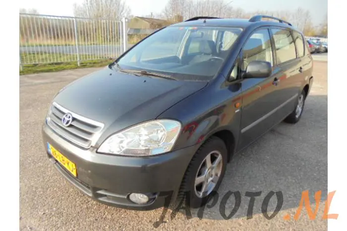 Toyota Avensis Verso